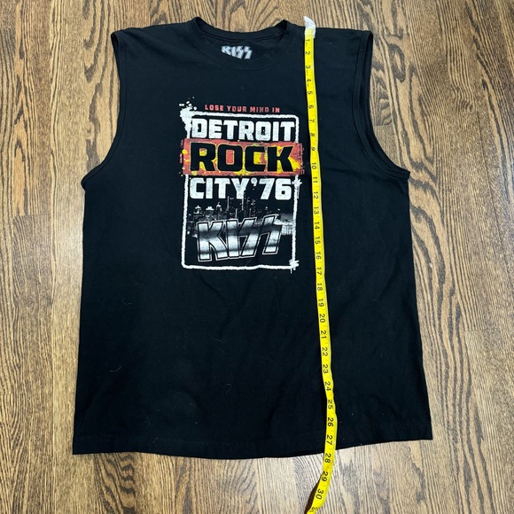 Kiss Sleeveless Concert Tee -Unisex - Picture 6 of 6